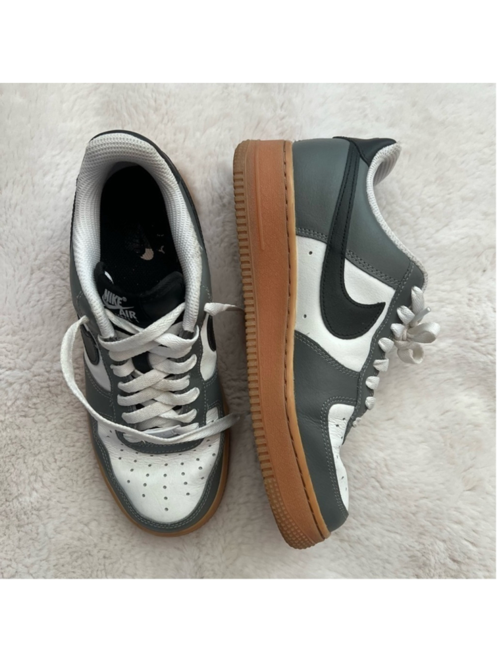 Nike AF1 - Air Force 1 *RARE COLOR* - Picture 2 of 9